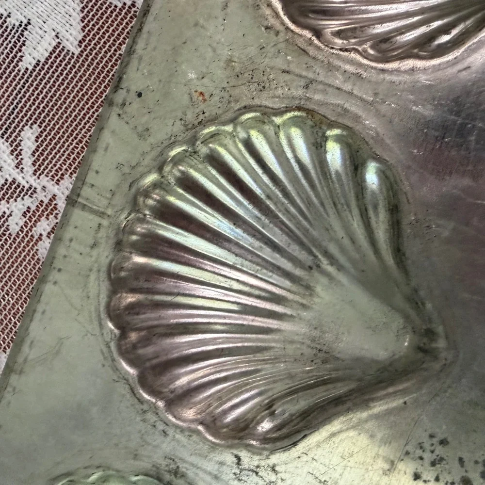 Williams Sonoma Madeleine Pan France 8 Cup Silver Fair Vintage Shell Bakeware